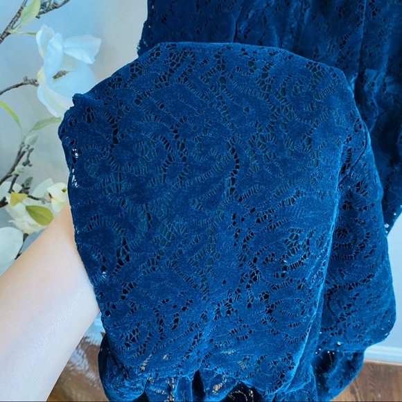 Hope & Ivy velvet lace ruffles midi dress - Picture 7 of 10